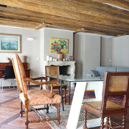 2-room In Heart Of Paris-marais * パリ